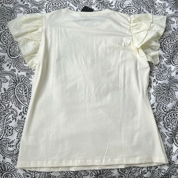 Everlynn Apparel Floral tee l NWT l Size M - Picture 3 of 3